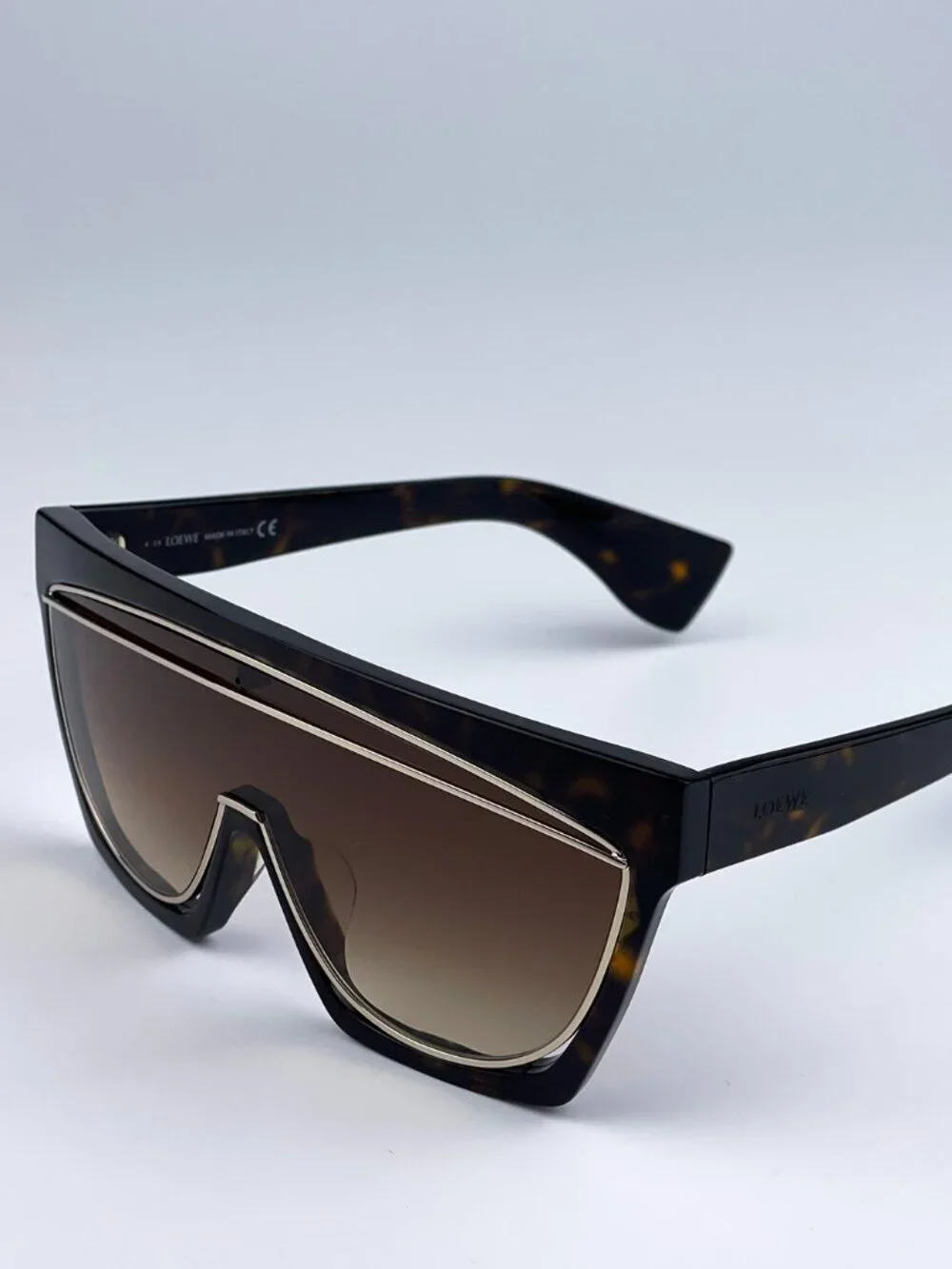 LOEWE LW40012F 52F DARK HAVANA SHIELD SUNGLASSES